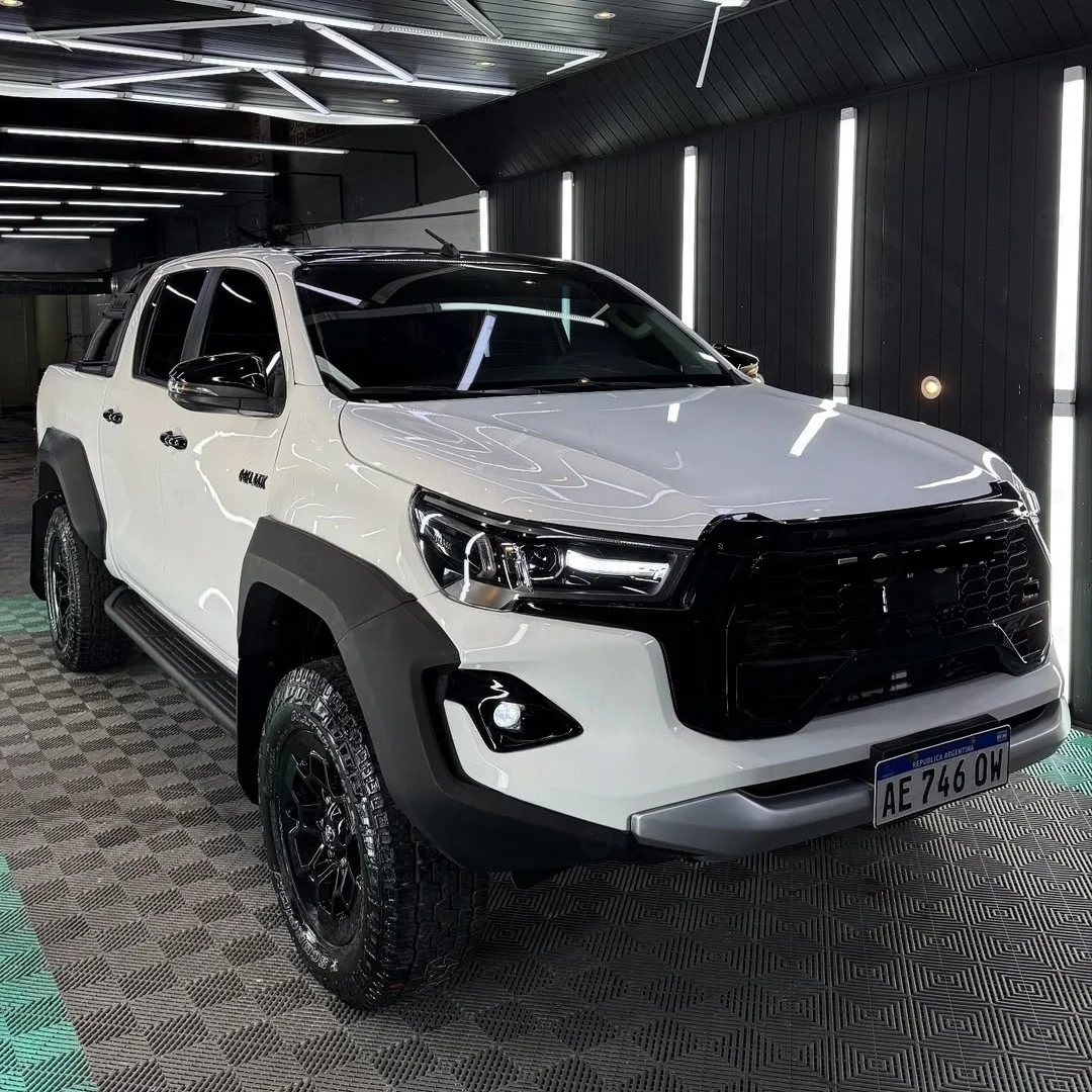 2025 Sport Style Facelift Body Kit Hilux 2016-2019 Upgrade With LED Headlight Taillight Bumper PartsFull Car Body Kit Car Parts - view 3