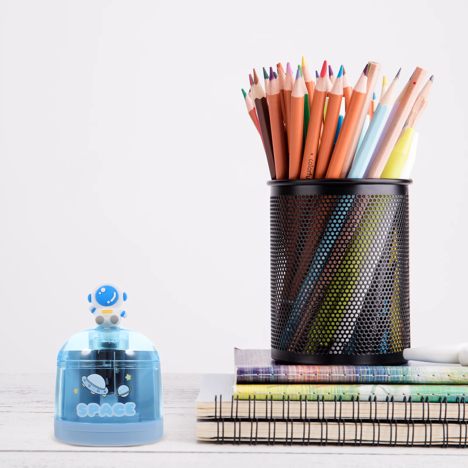

Electric Pencil Sharpener Blue Cartoon Automatic Lead Feeding School Supplies Students Stationery Portable Tool