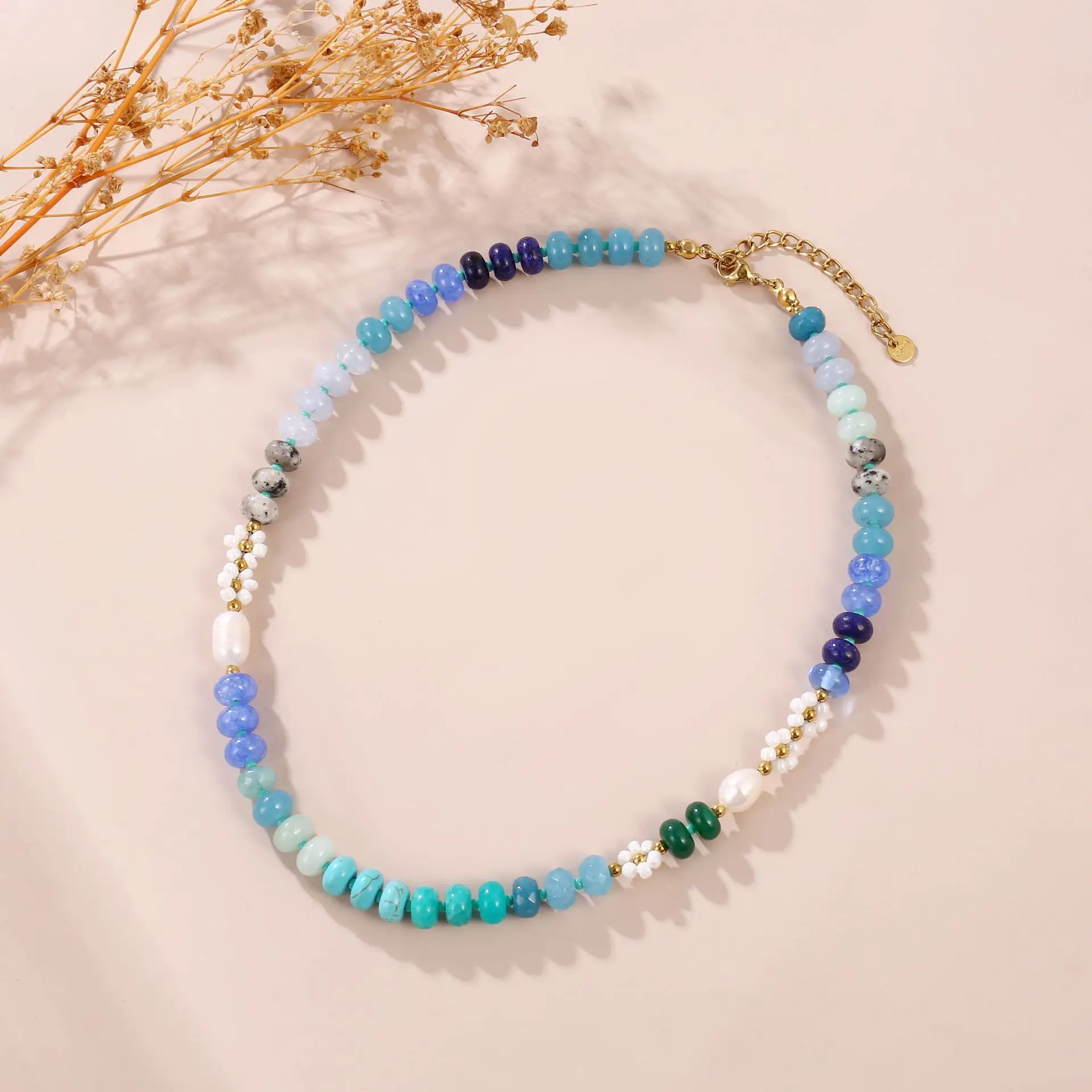 Böhmische bunte Halskette mit Natursteinperlen für Frauen, niedliche Blumen-Schlüsselbeinkette, Sommer-Schmuck-Accessoires, Geschenk – Detail 7