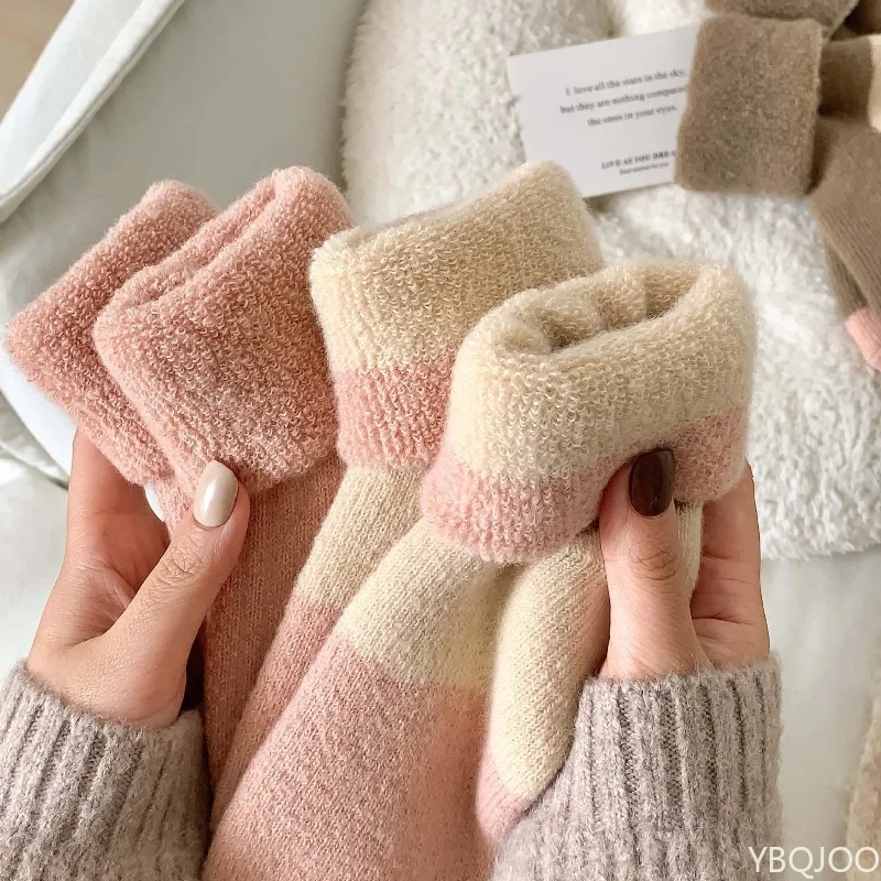 4 أزواج الخريف والشتاء موضة سميكة الدافئة يحلق منتصف أنبوب المرأة الجوارب الوردي الحلو ولطيف بسيط منشفة الجوارب للفتيات #3