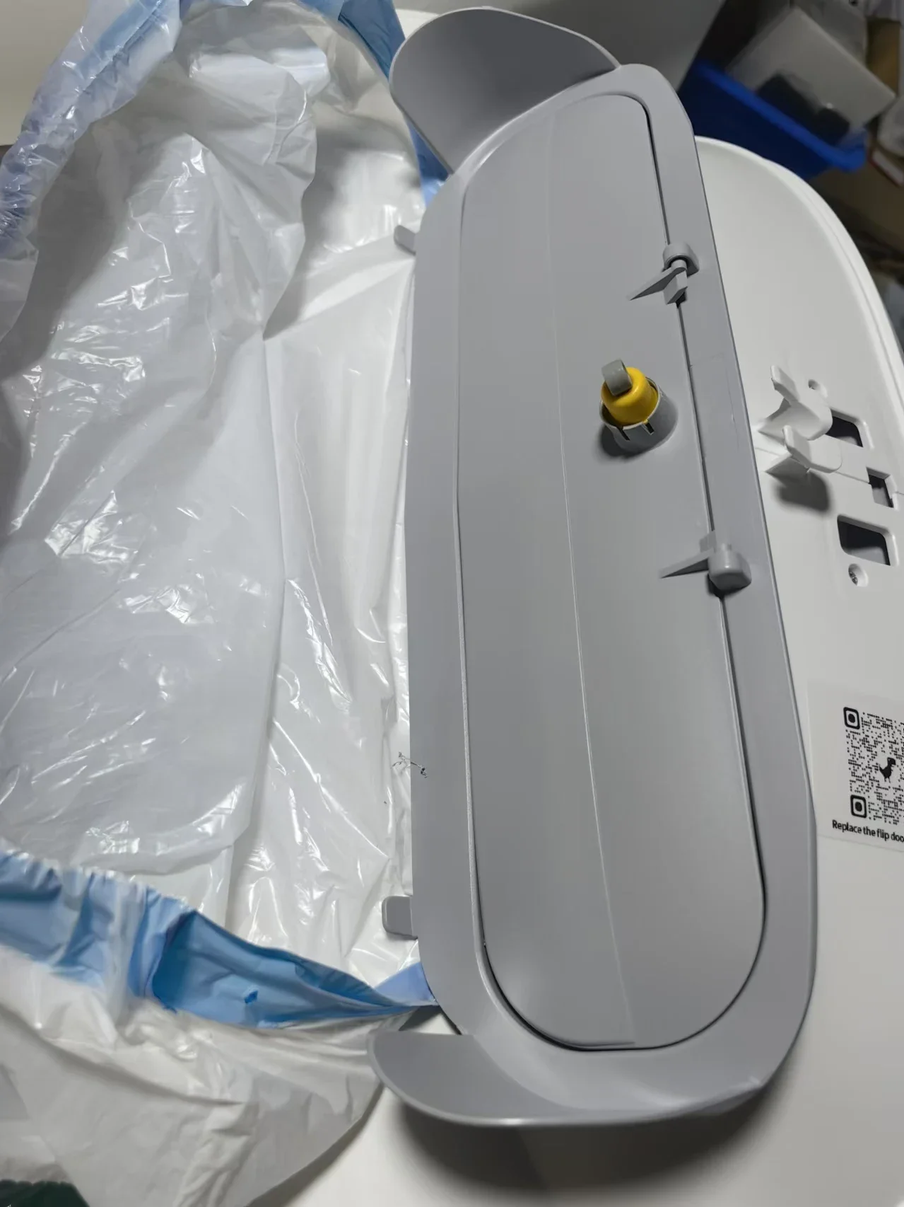 Thumbnail 3 - #41 Compare Cat Litter Boxes Before You Buy