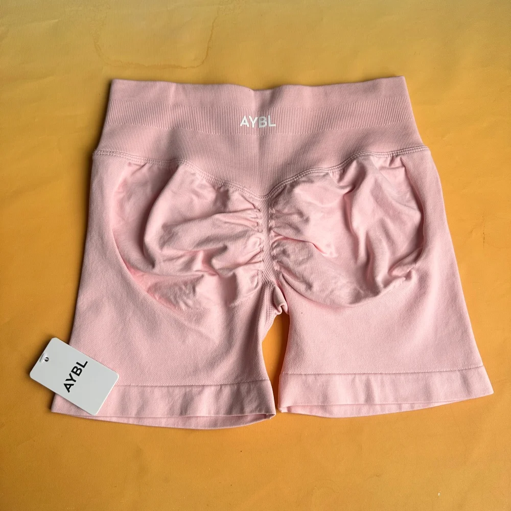 AYBL Low-Rise Yoga Shorts — Heupliftende fitness shorts voor dames: Elastisch, vochtregulerend en antislip sportshorts