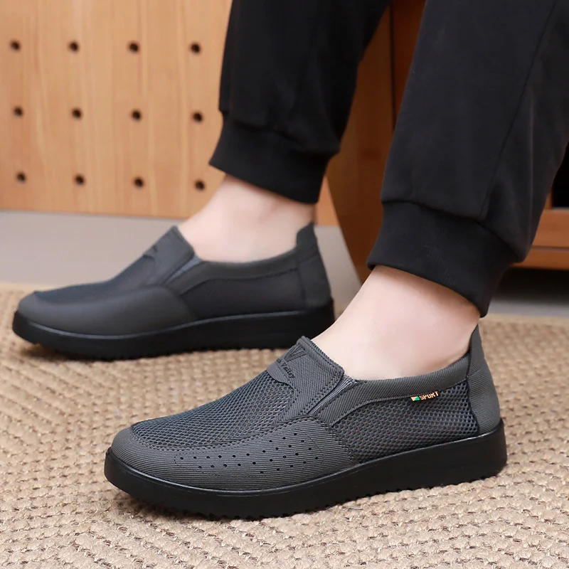 Breathable Non‑Slip Men’s Training Sneakers, Lightweight Versatile Casual Shoes for Indoor Gym and Outdoor Activities