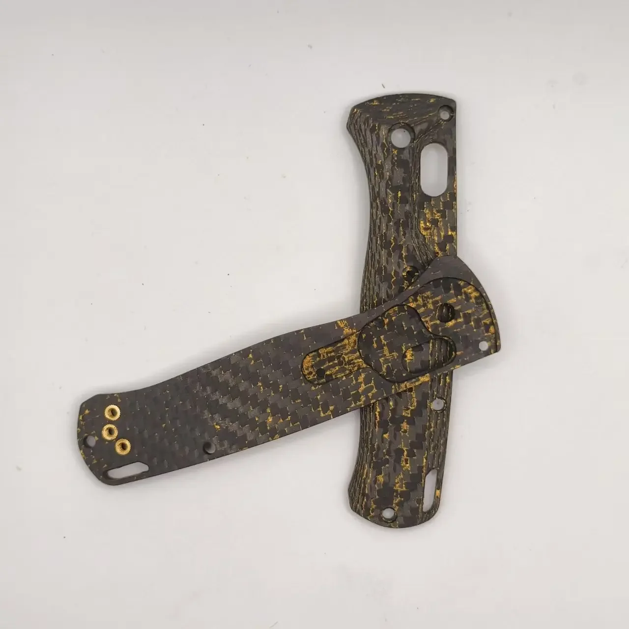 1Pair Golden Thread Pattern Carbon Fiber Knife Handle Scales for Benchmade Bugout 535