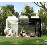 Pergola bioclimatique autoportante en métal, résistante aux charges de neige et aux conditions climatiques rigoureuses, idéale pour les zones extérieures et les foyers de jardin. 6