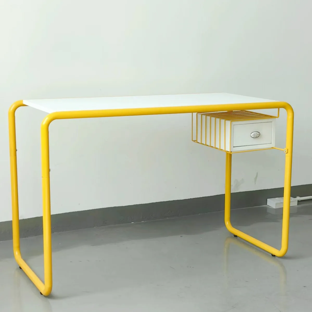 CL desktop paint-free board metal spray paint computer desk simple modern wrought iron home desk