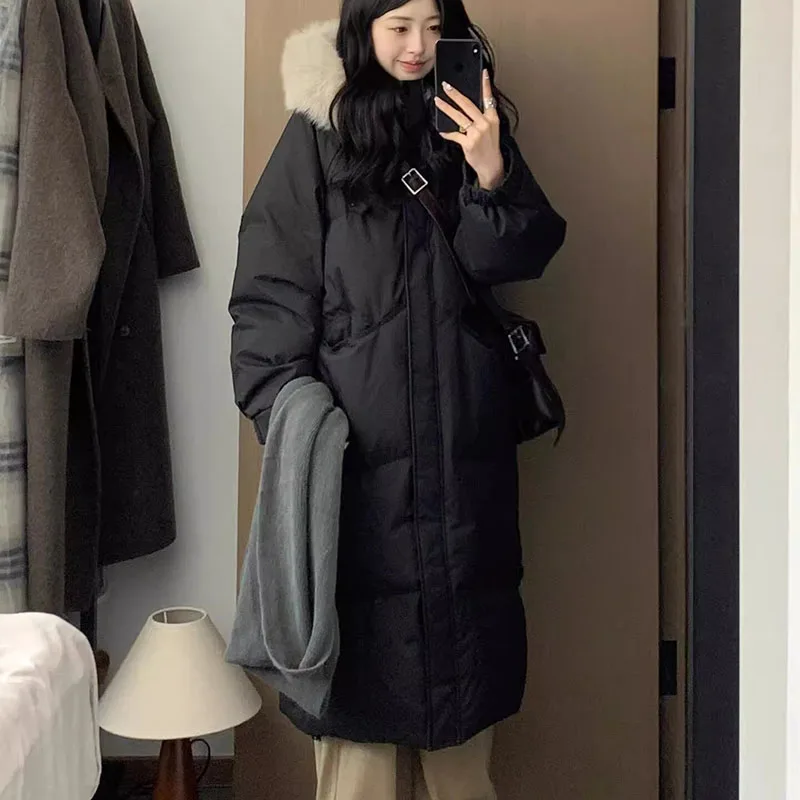 Piumino Parker da donna 2025 Nuovo inverno caldo con cappuccio spesso piumino d'anatra bianco moda grande collo di pelliccia piumino da donna H447