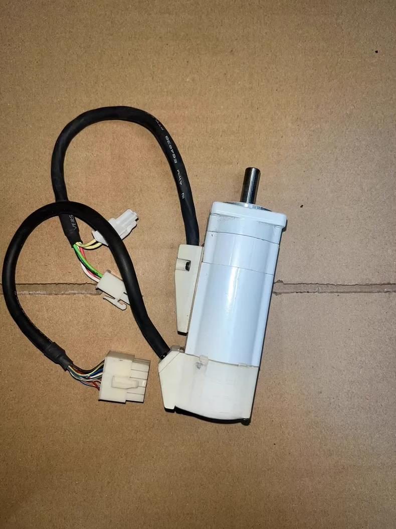 

Инвертор MGMA302S1C MGMA302S1G MGMA302D1C Новый, гарантия один год