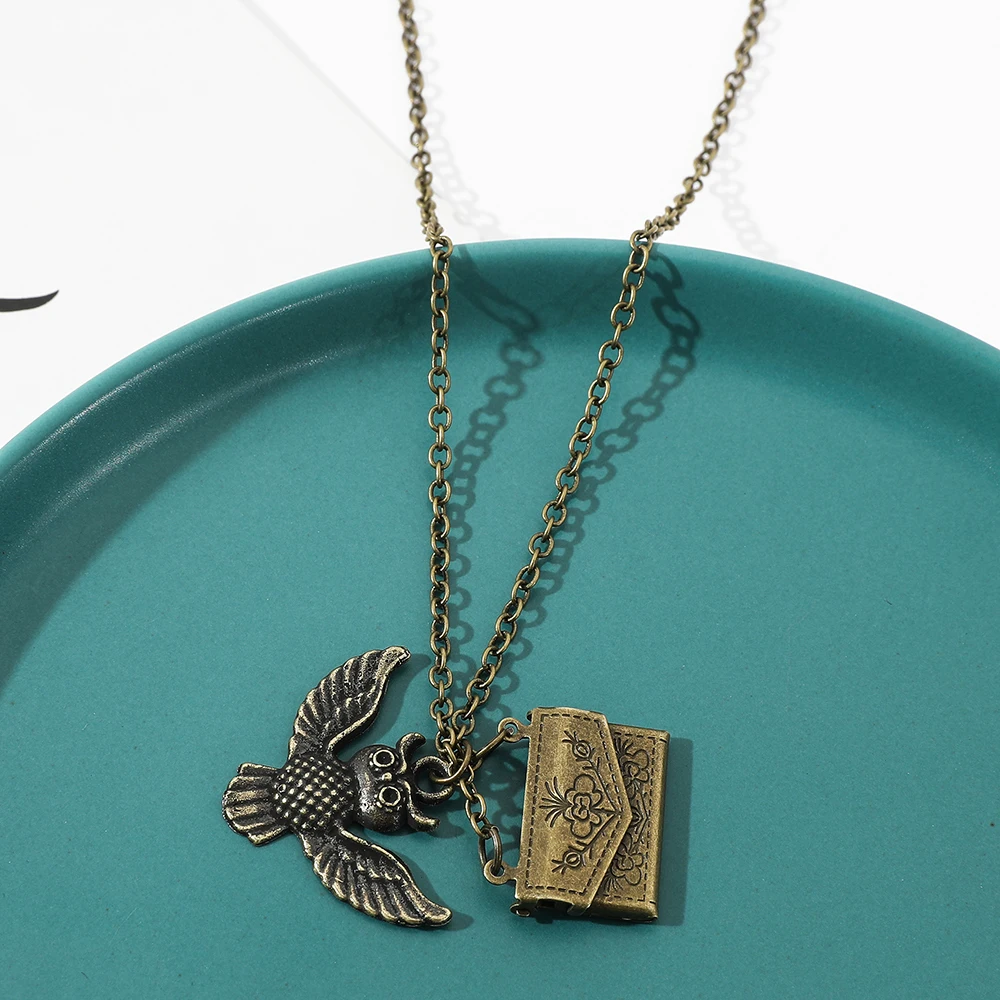 Кулон-подвеска-в-виде-мультяшной-голубки-Хедвиг-креативный-аксессуар-оригинальный-подарок-игрушка-для-друзей