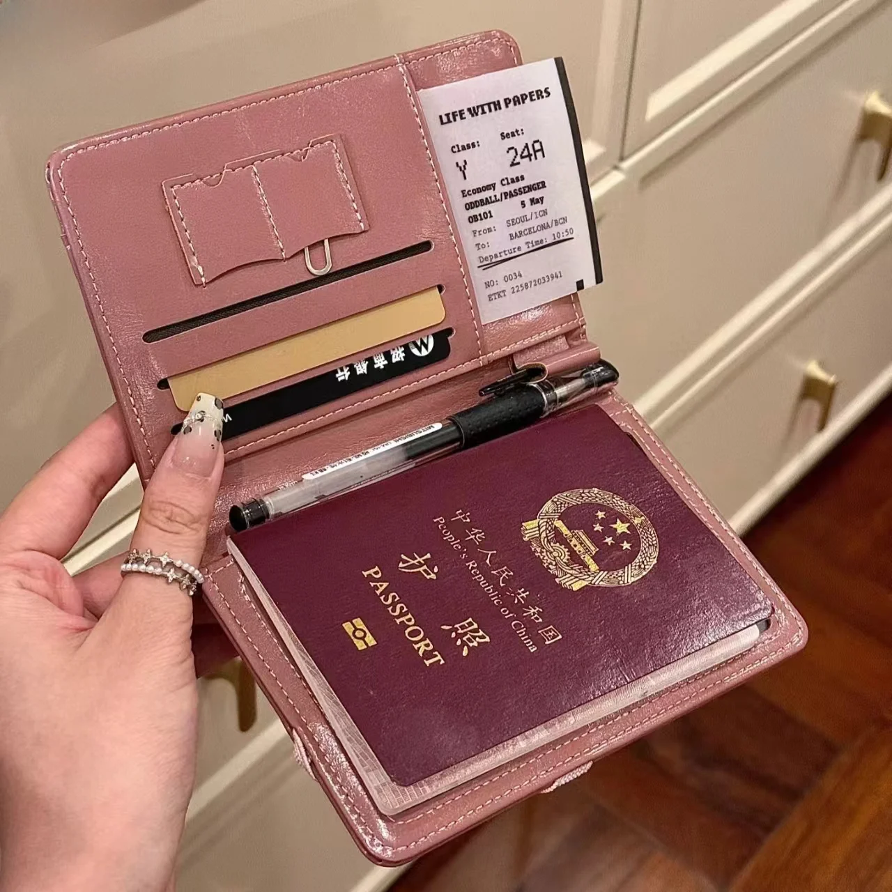 

New Multi-Functional Passport Holder Women's Card Bag Document Storage Bag Tiet Wallet Inteated Travel Abroad Organizer