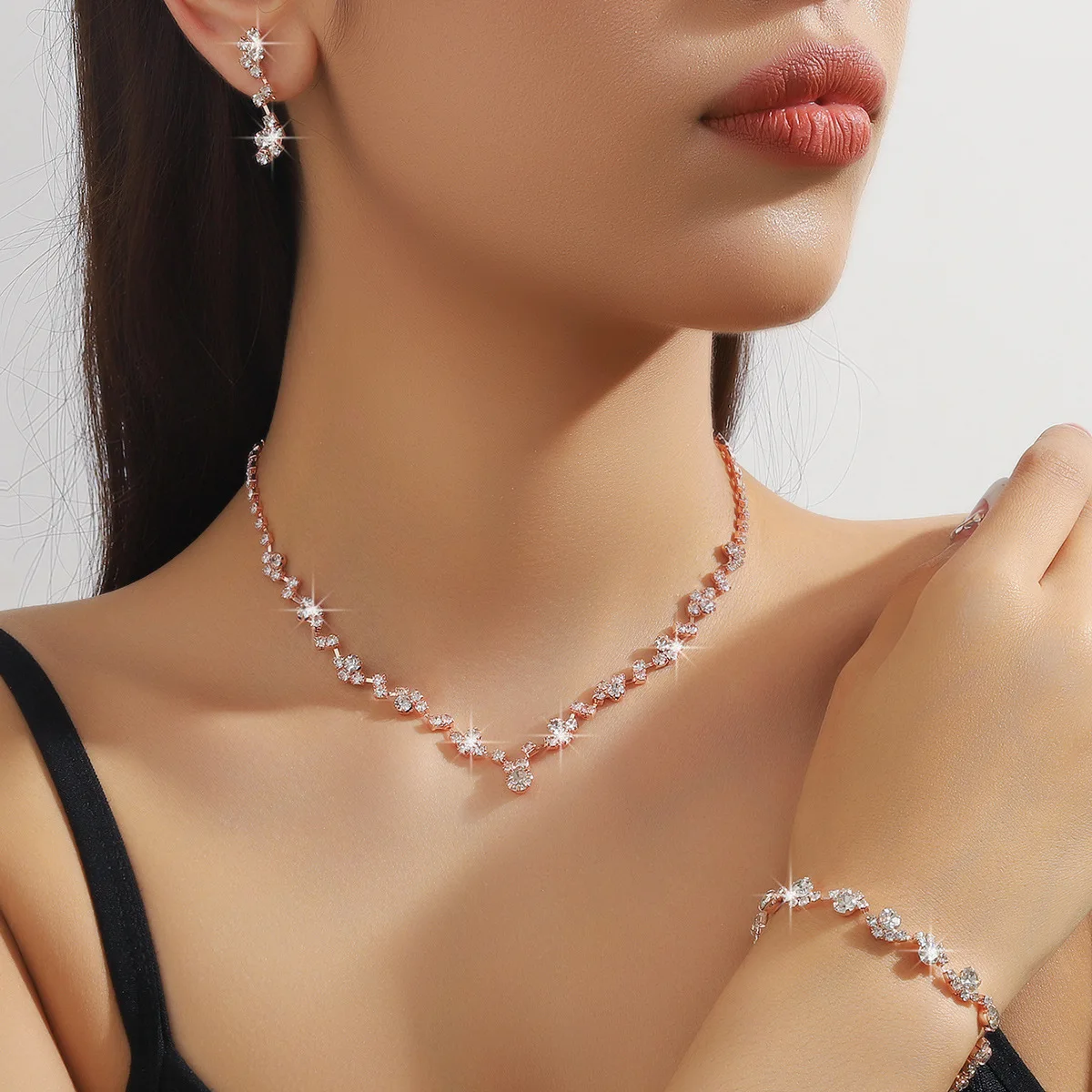 Fashion Europe America Hot Selling Chains Necklace Bracelet Earring Ring 4 Piece Set for Women Silver Gold Rose Gold