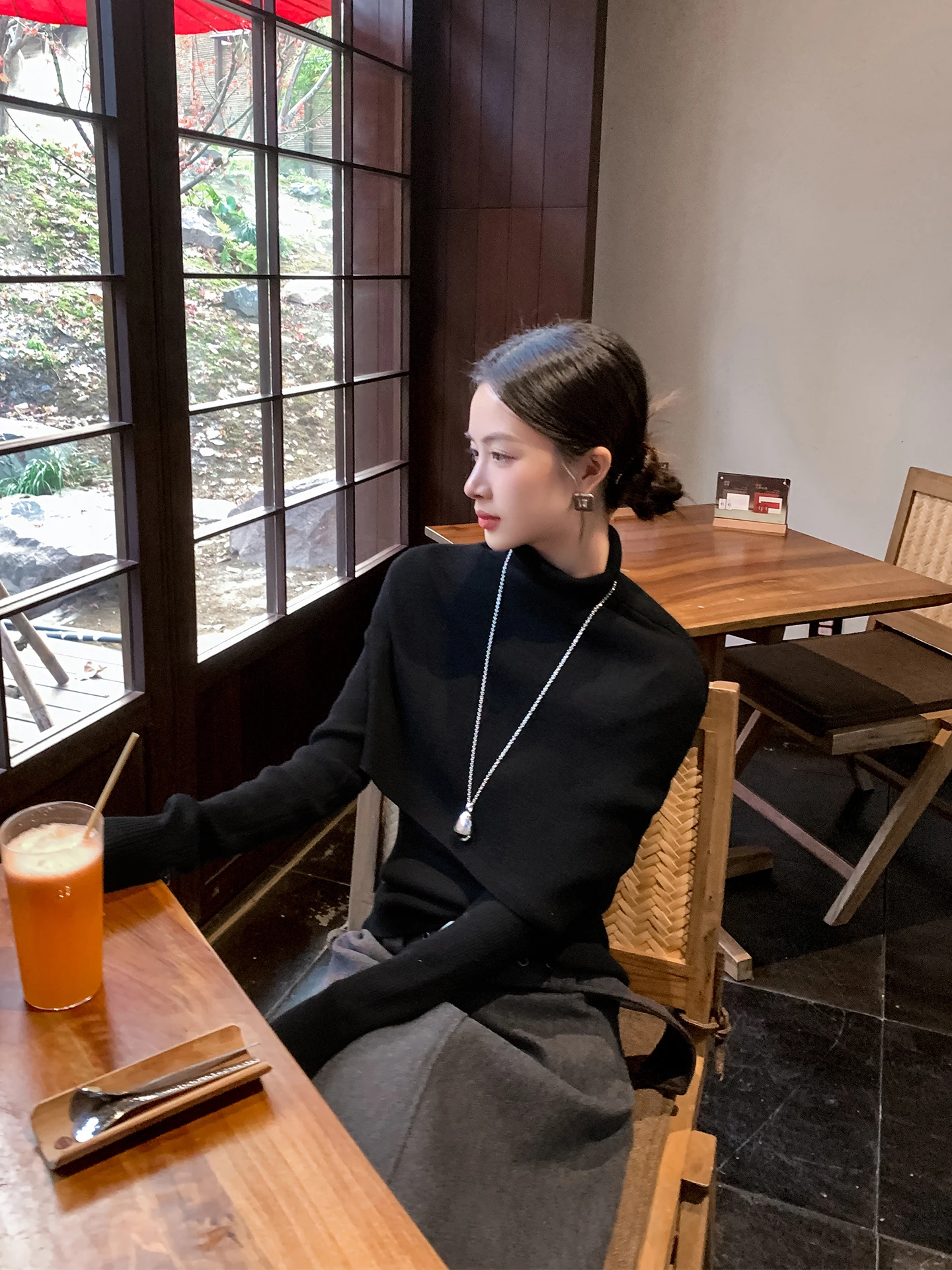 

Вязаный свитер Binguo с отстегивающимися рукавами, приталенный, для женщин, черный, весна-осень, новый дизайн, элегантный стиль