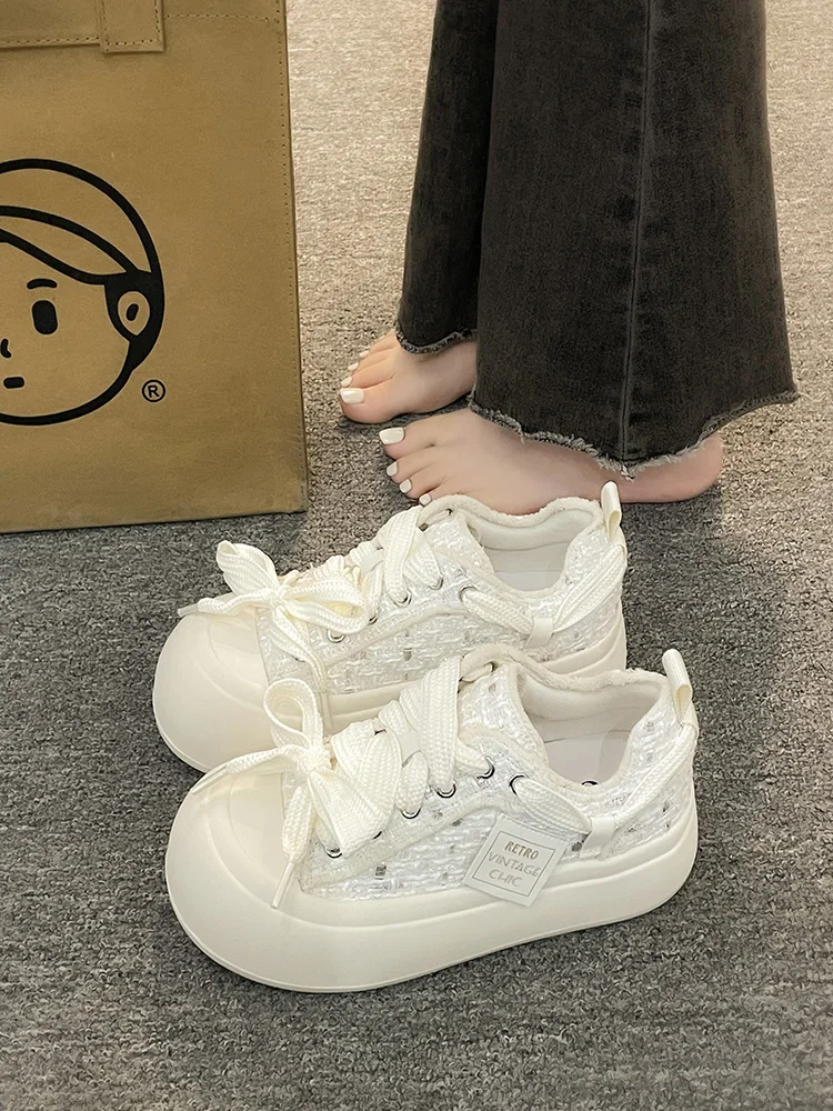 Koreańskie buty drewniaki platforma Casual damskie trampki okrągły nosek 2023 letnie pnącza małe nowy podstawowy jednolity wiosenny PU haczyk i