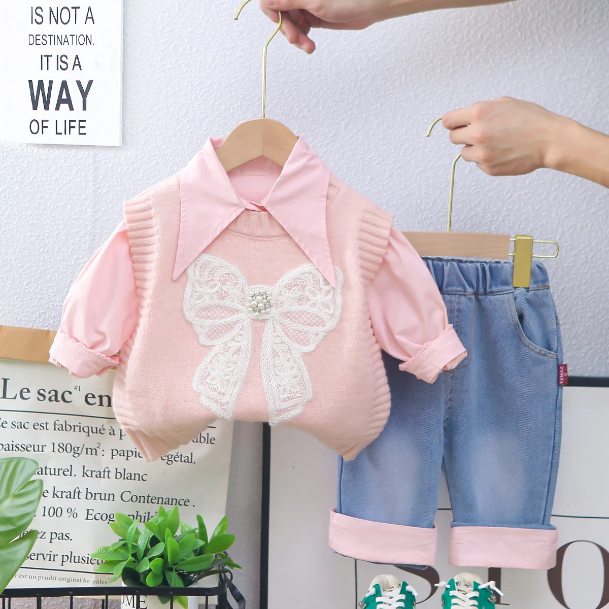 2025 Spring New Girls Clothing Set 1-5Y Girls Suit Solid Shirt Matched Bow Knit Vest And Blue Jeans 3 PCs Girls Suit