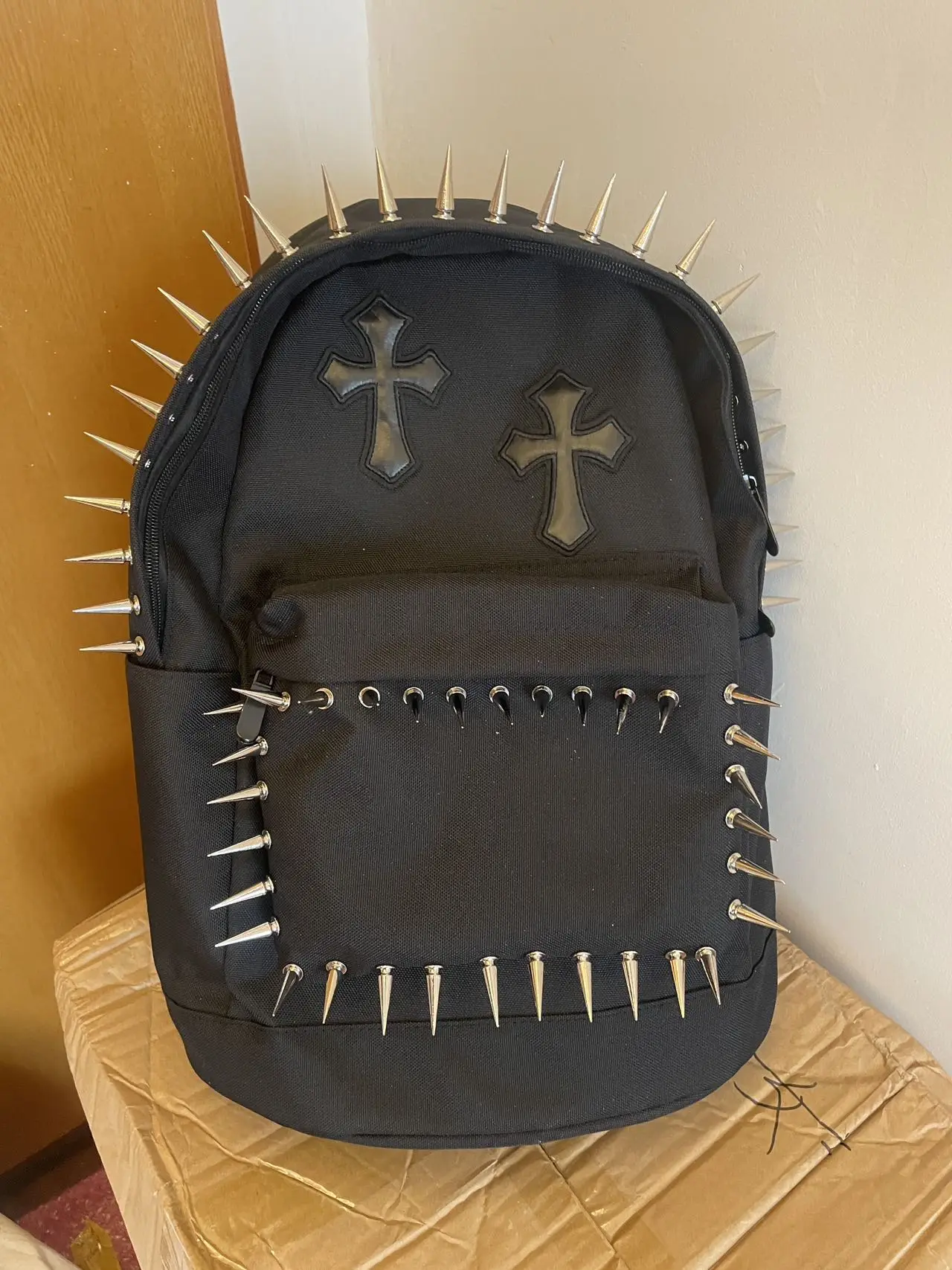 

Punk Rivet Cross Appliques Backpack Men's Bag Large Capacity Fashion Backpacks for Women Backpacks