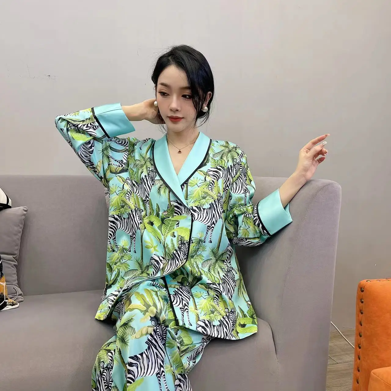 Ice Silk Pajamas for Women Satin Print Sleepwear Long Sleeve Pants 2 Pieces Set  Can Be Worn Outside High-quality Home Clothes