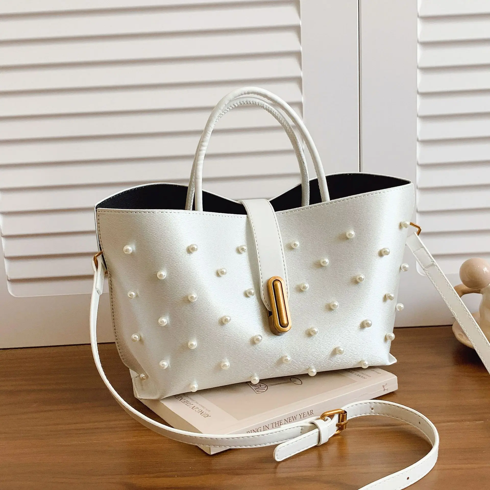ريترو موضة جديدة لؤلؤة المرأة حقيبة ركاب الاتجاه حمل حقيبة جو بسيط حقيبة كتف قسط حقيبة سعة كبيرة #3