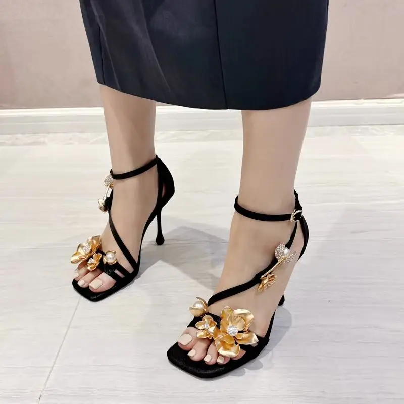 

Black Sandals Women Metallic Flower Square Open Toe Pumps Thin High Heels Summer Fashion Ladies Party Banquet Wedding Shoes