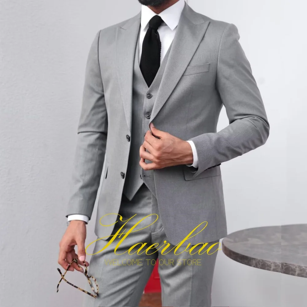 

Formal Men's Suit 3 Piece Set Two Button Blazer Jacket Vest Pants Slim Fit Suit for Men Wedding Elegant Prom Tuxedo