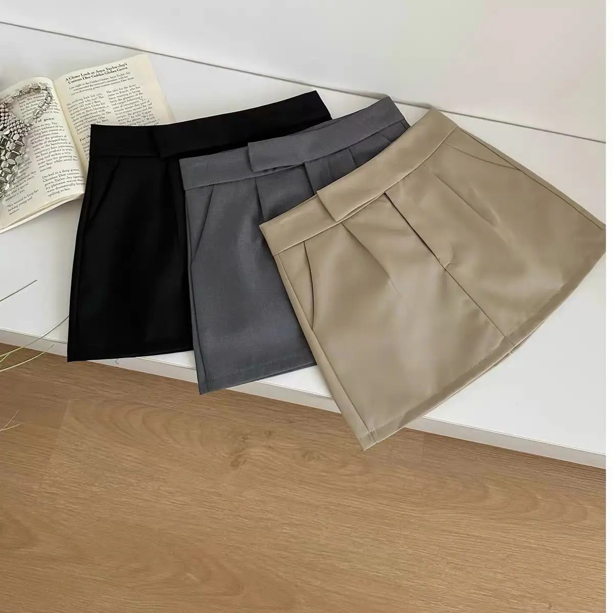 Khaki Skirt Women 2026 Spring New High Waist Black Hip Skirt