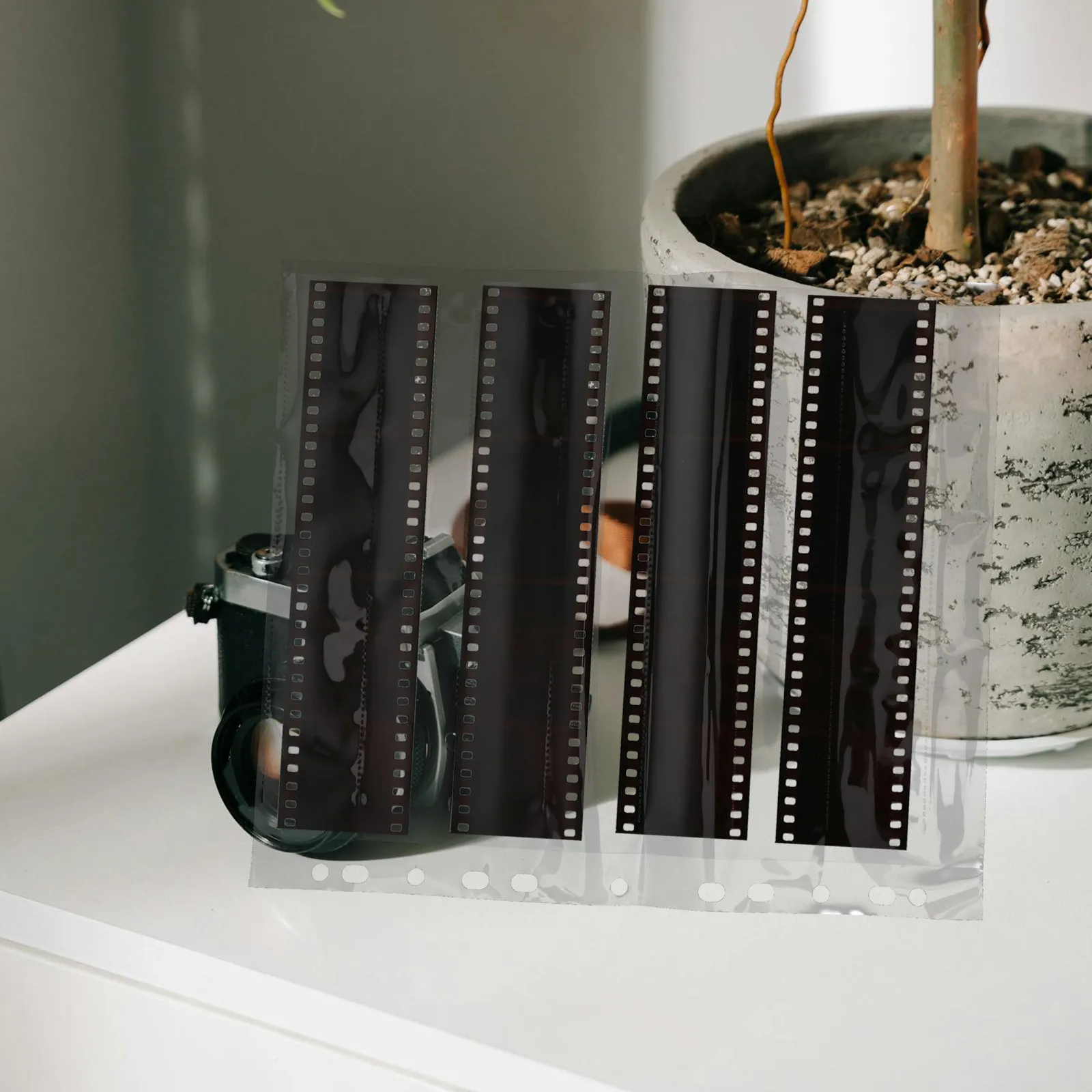 

10Pcs Negative Film Sleeves Waterproof Dustproof Archival Storage Pages Photo Organizer Protective Pouches Negative Sleeves