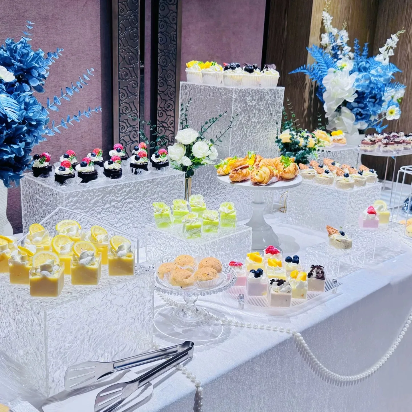 7pcs Acrylic Column Buffet Holder Dessert Table Plinth Cake Stand Hotel Banquet Hall Exhibition Tea Break Dim Sum Setting
