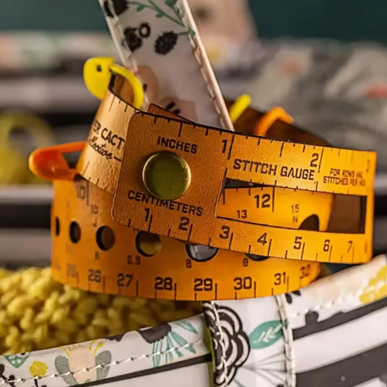 Sewing Measuring Tape Sewing Leather Wrist Ruler Yarn Storage Sizer Tool For Crocheting Knitting Embroidery Weaving Stitching