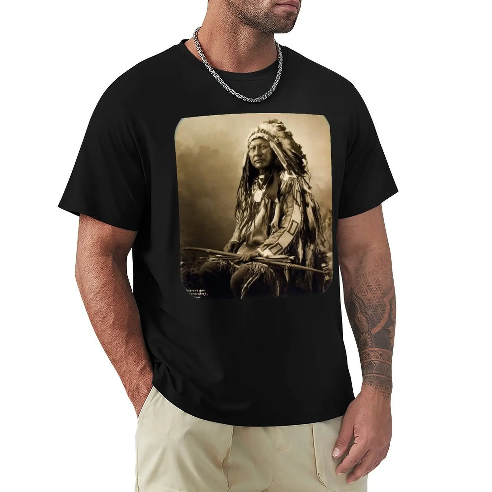 Camiseta de manga corta con estampado de los Nativos Americanos de los pueblos Lakota y Sioux, con diseño de ciervo, que combina con todo.