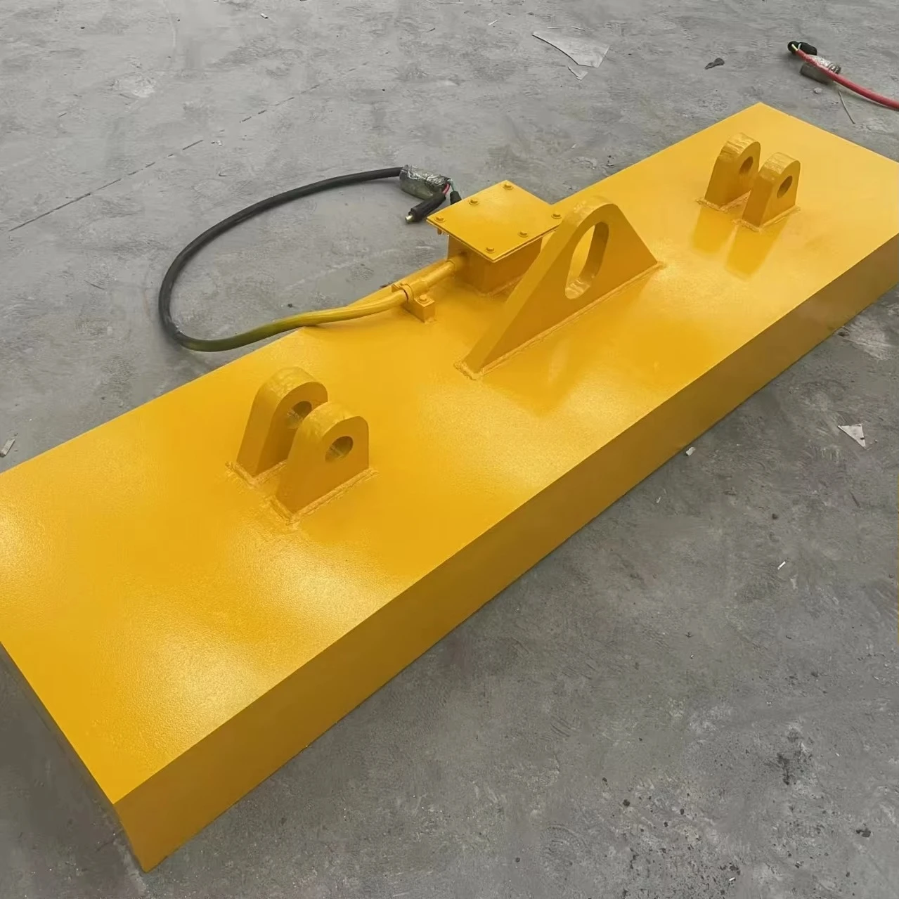 

Steel plate lifting electromagnet magnetic spreader lifting electromagnetic chuck electromagnetic spreader