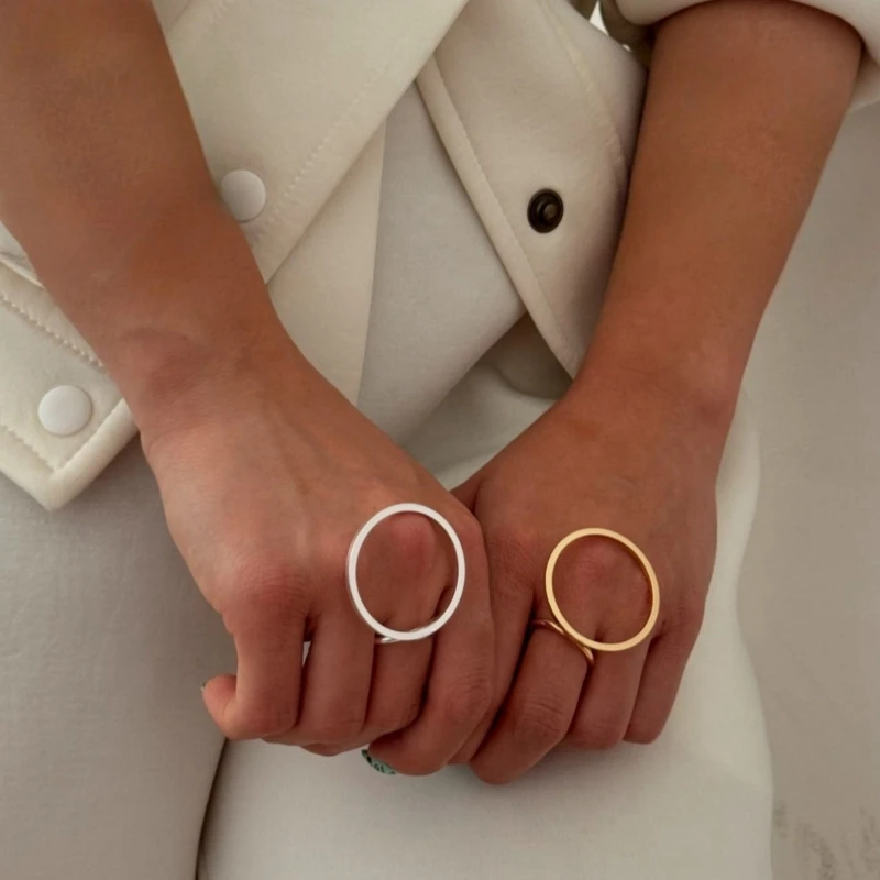2-piece set of simple European and American hollow circle ring set for women's daily versatile brass material 2024 new model
