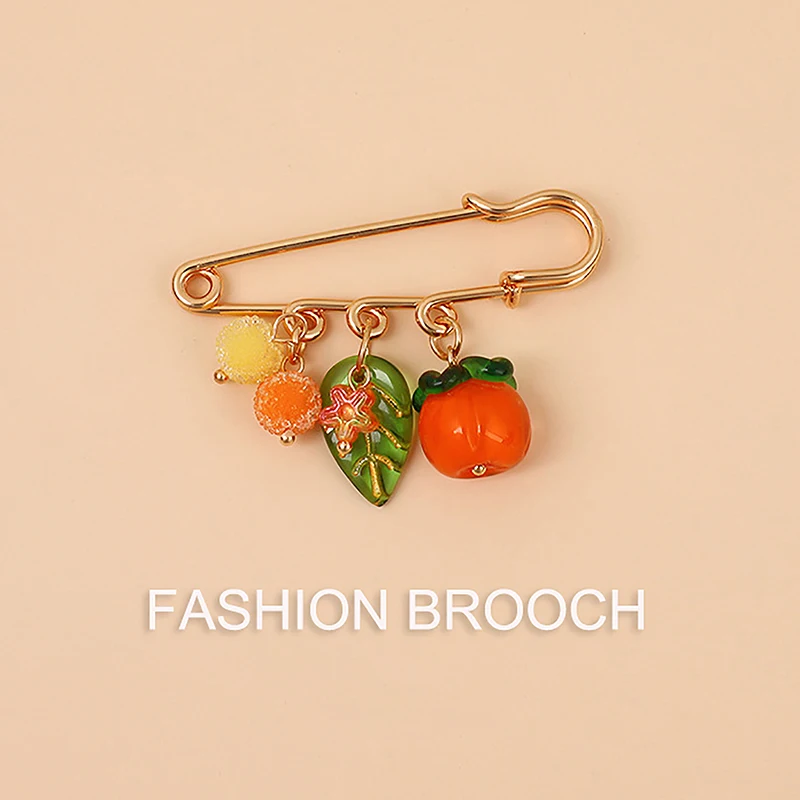 Fashion Simple Clothing Brooches For Women Creative Persimmon Strawberry Lapel Pin Sweater Coat Dress Badge Buckle Accessories