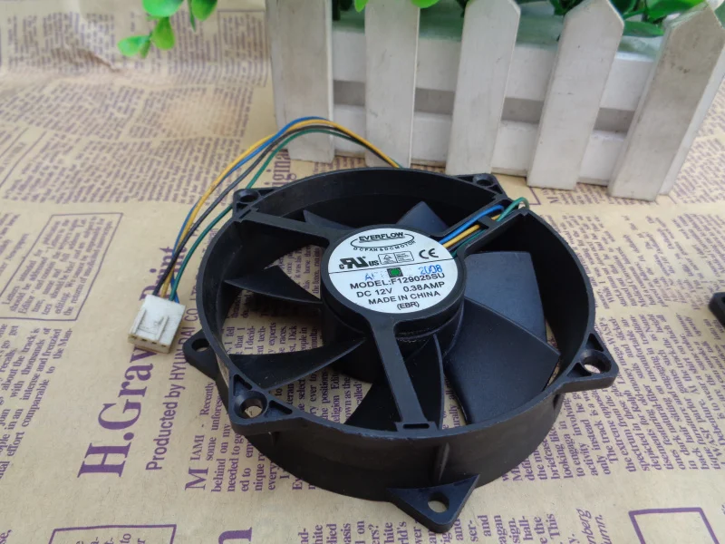 F129025SU  Original For everflow 9025 12V 0.38A Four-Wire Speed Fan CPU Fan