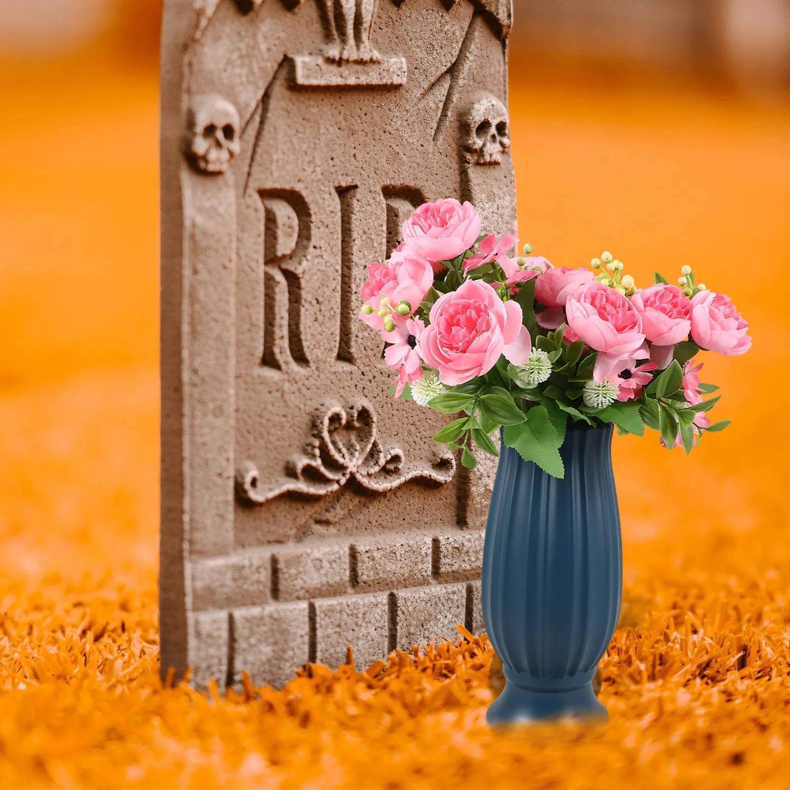 2Pcs Cemetery Floral Holders Memorial Vases for Graves Weatherproof Plastic Grave Flower Vases Headstone Mountable Outdoor Use