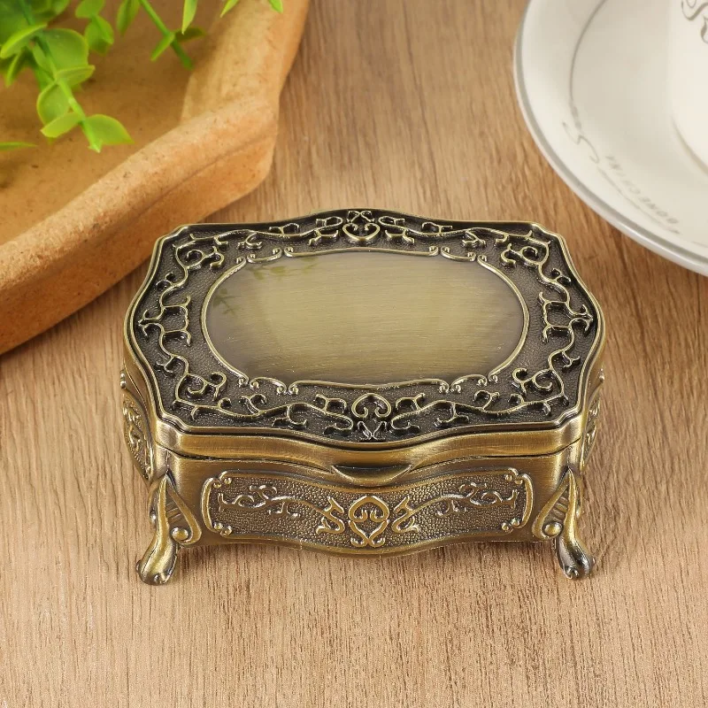 Bronze Relief Court Style Flip Top Jewelry Box Exquisite Fashion Storage Box for Jewelry Necklaces Rings Organizer Storage