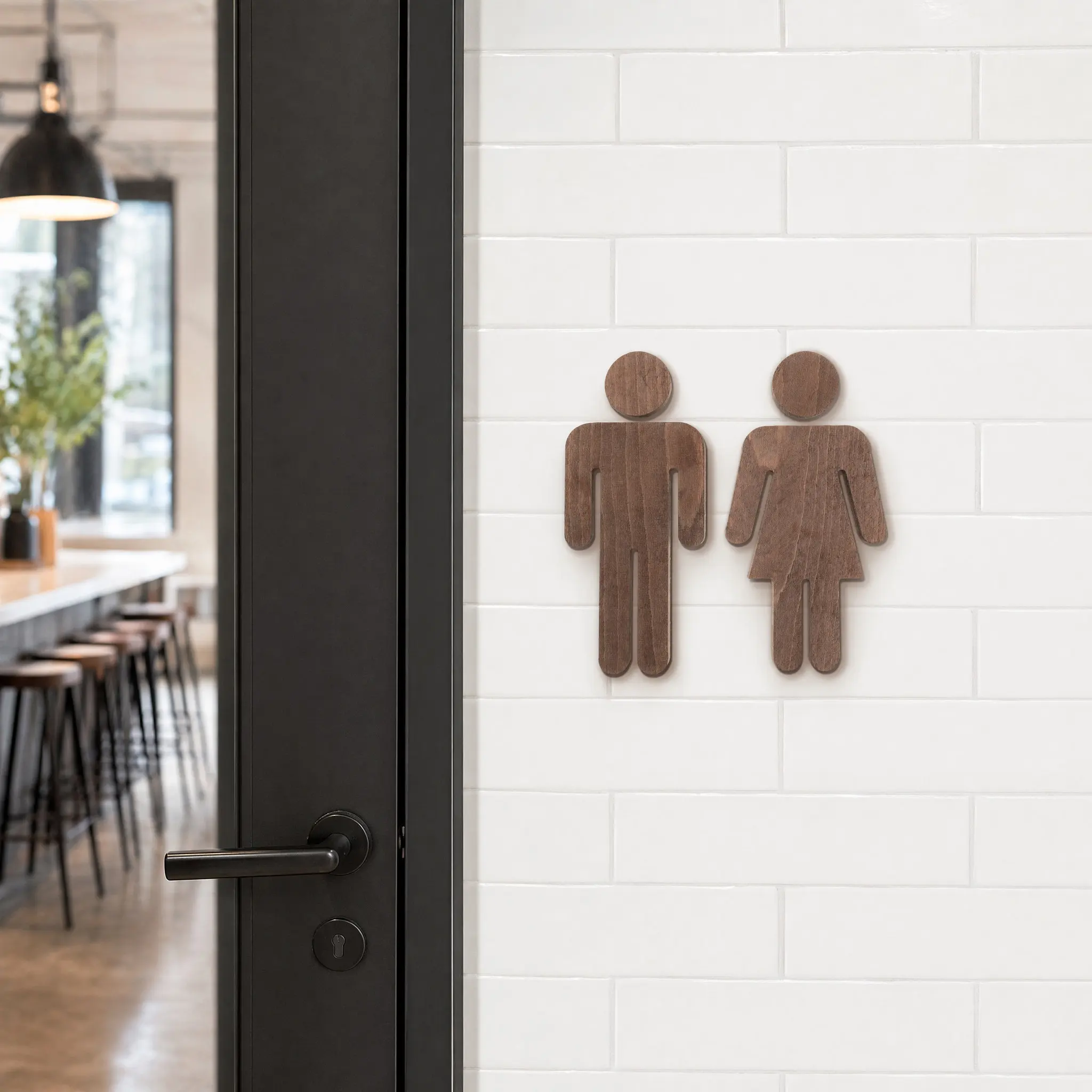 1Pair Elegant Wooden Restroom Sign Pair Men Women Bathroom Door Signs Modern Minimalist Wall Decor for Home Office Washroom
