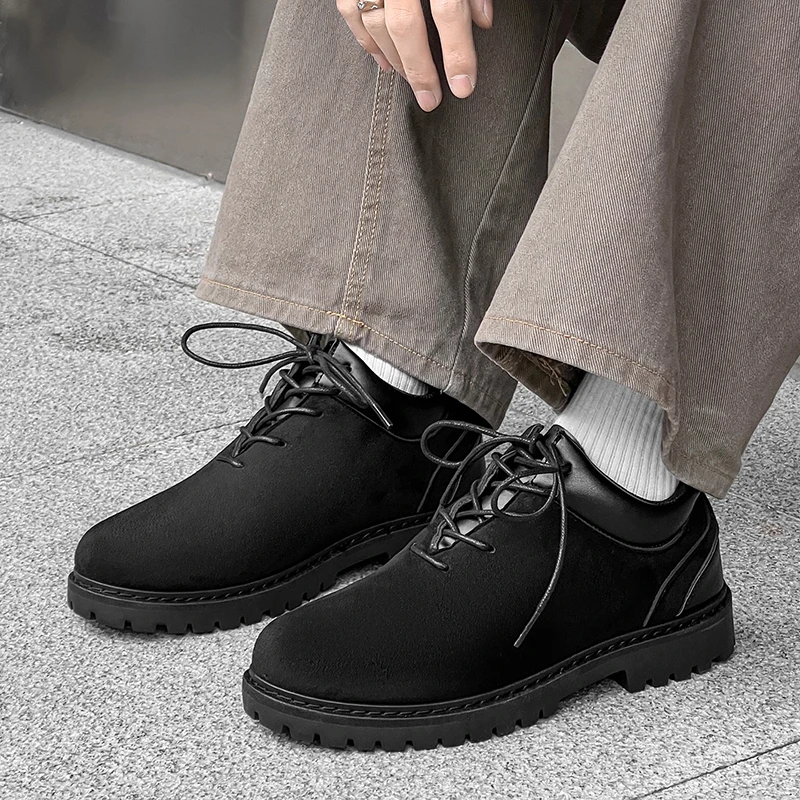 

Outdoor Anti Slip Men's Skateboarding Shoes 2026 High Quality Leather Sports Shoe Wide Footed Men's Sports Classic Flat Shoes