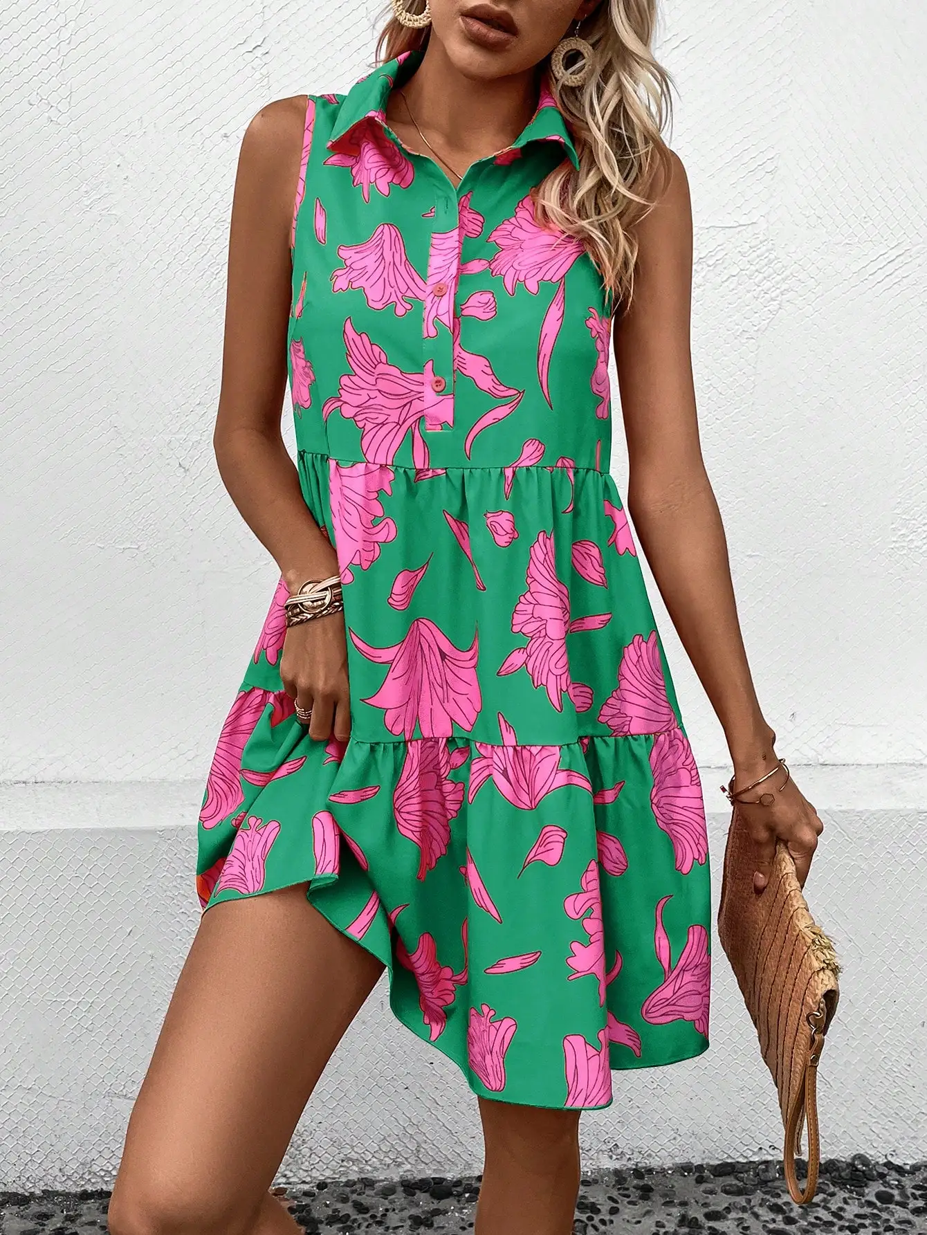 

Floral Print Sleeveless Tiered Ruffle Hem Smock Dress