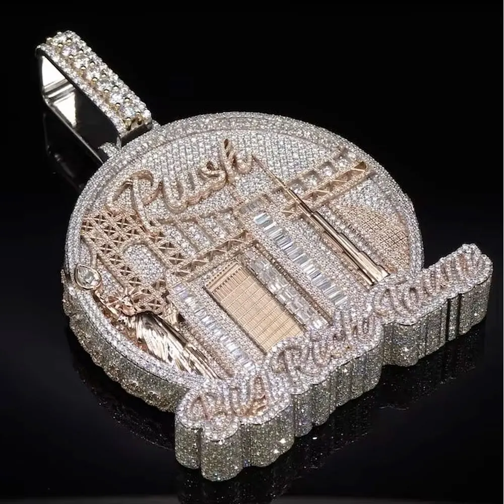 Ice Crystal Circular Cut Letter City Bridge Pendant, Hip-Hop Jewelry, Streetwear, Ideal Gift for Ocean Enthusiasts, Can Be Paired with Unique Cuban Chain Gifts