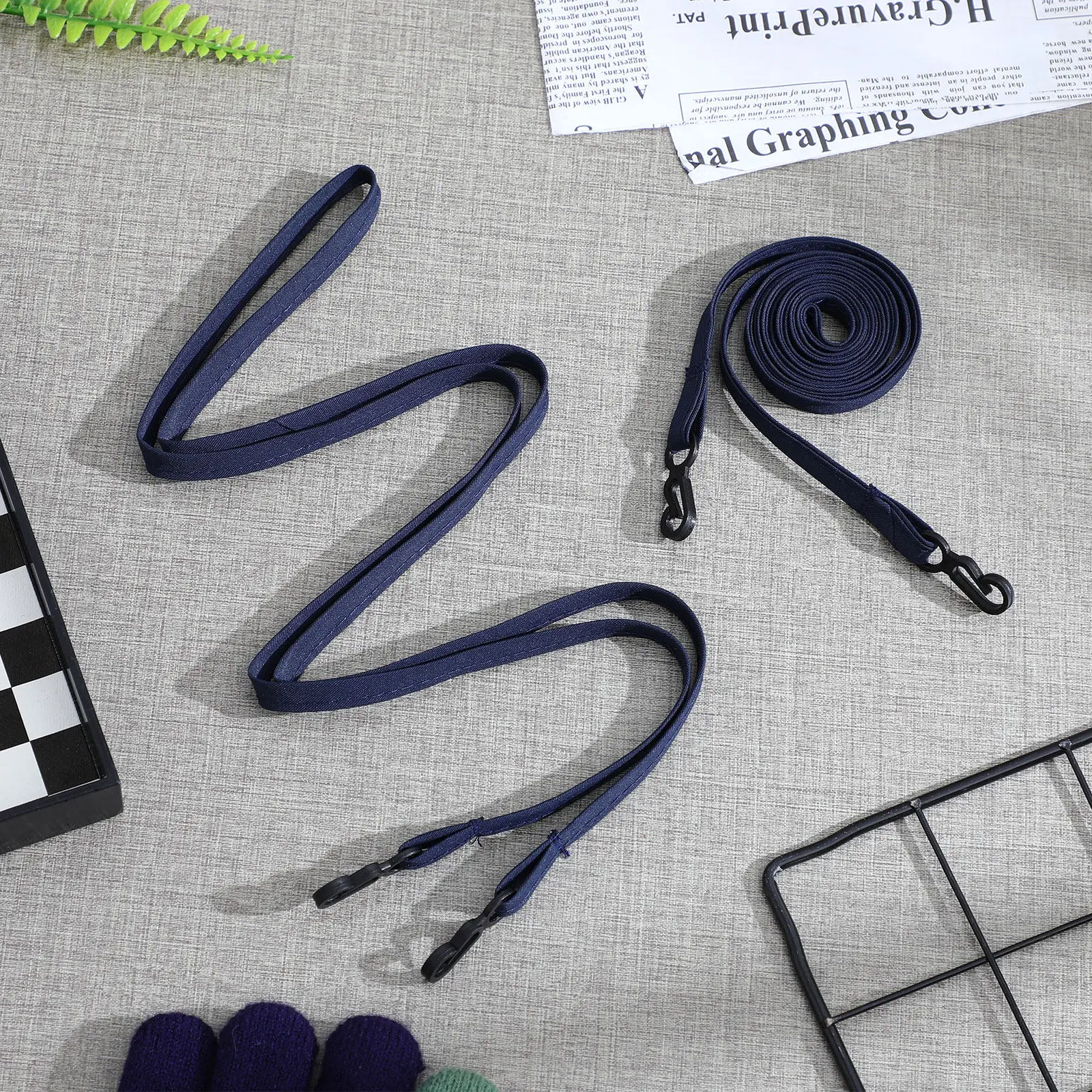 

2Pcs Wear-Resistant Nylon Glove Rope Anti-Lost Strap for Winter Sports Gloves Mittens Portable Reusable Gloves Lanyard