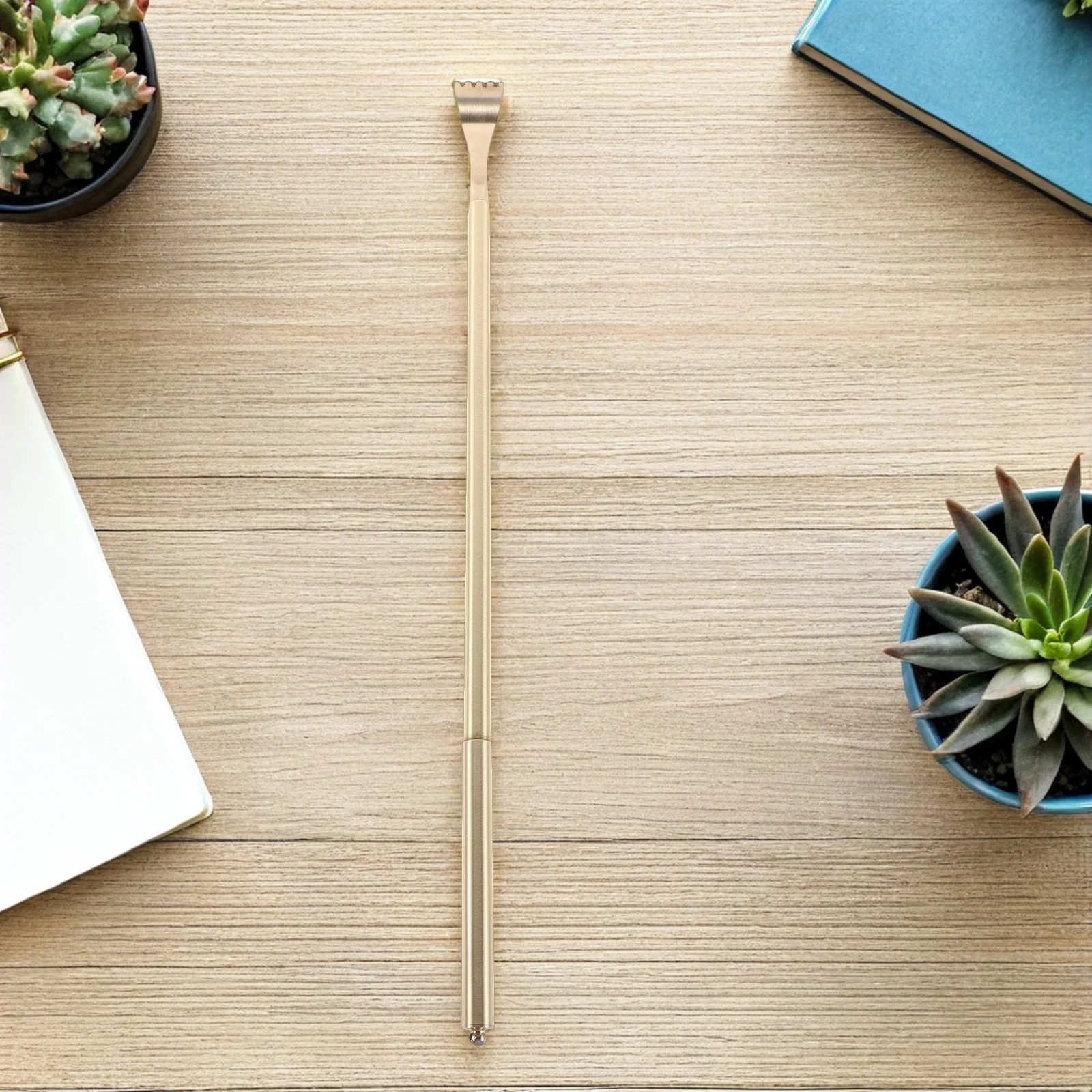 ที่เกาหลังทองแดงแบบพกพา 2 ชิ้น ทนทาน ด้ามจับยาว สำหรับผู้ชายและผู้หญิง บรรเทาอาการคัน นวดผ่อนคลาย