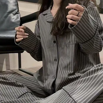 ชุดนอนสบายๆคาร์ดิแกนคอวีหลวมบางสำหรับผู้หญิงชุดนอนฤดูใบไม้ผลิฤดูใบไม้ร่วงใหม่2024