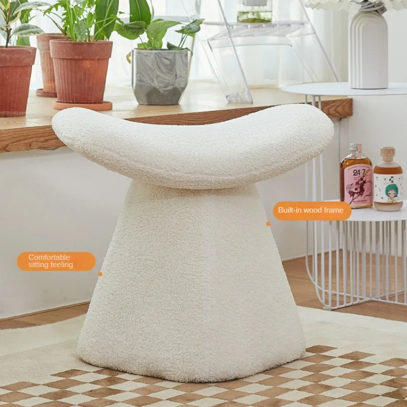 IUTOPO Simple Small Stool Household Nordic Creative Lambskin Light Luxury Low Stool Door Shoe Stool Dressing Stools Makeup Chair