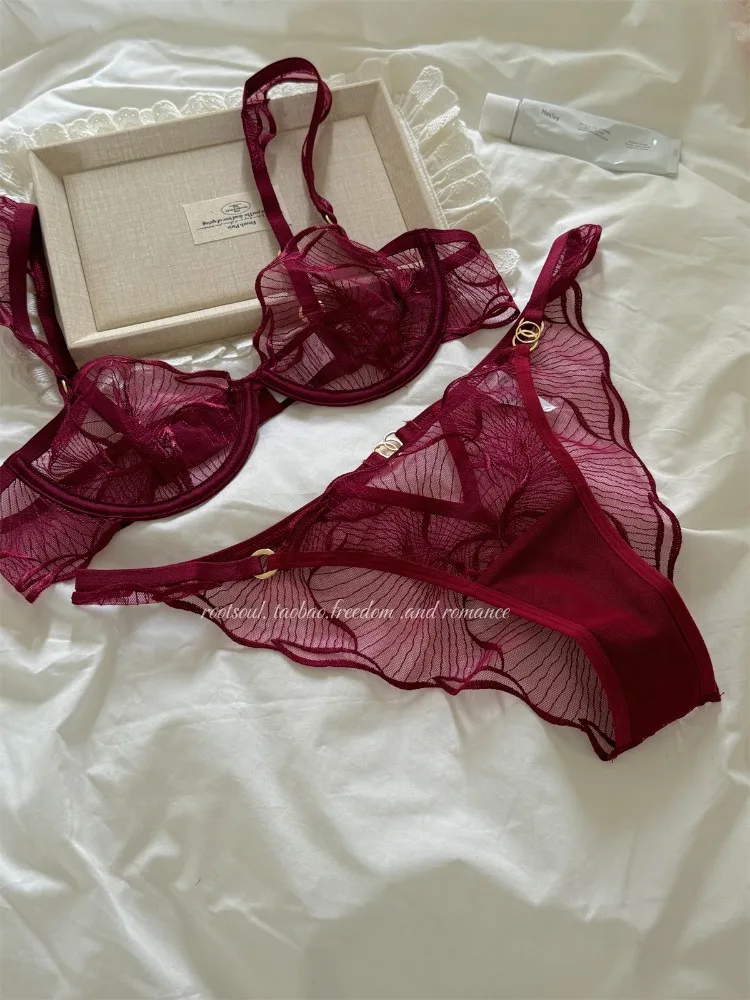 Summer French Flower Embroidery Bralette Beachwear Pure Desire Ultra Thin Light Support Wirefree Romantic Niche Set AU MOYISU​​