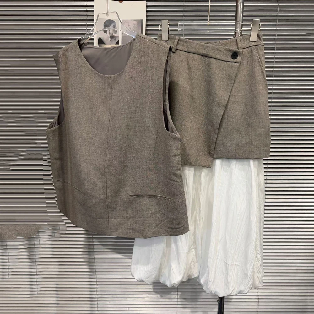 TWOTWINSTYLE Hit Color Two Piece Sets for Women O Neck Sleeveless Vest High Waist A Line Skirt Casual Set Female Fashion Clothes