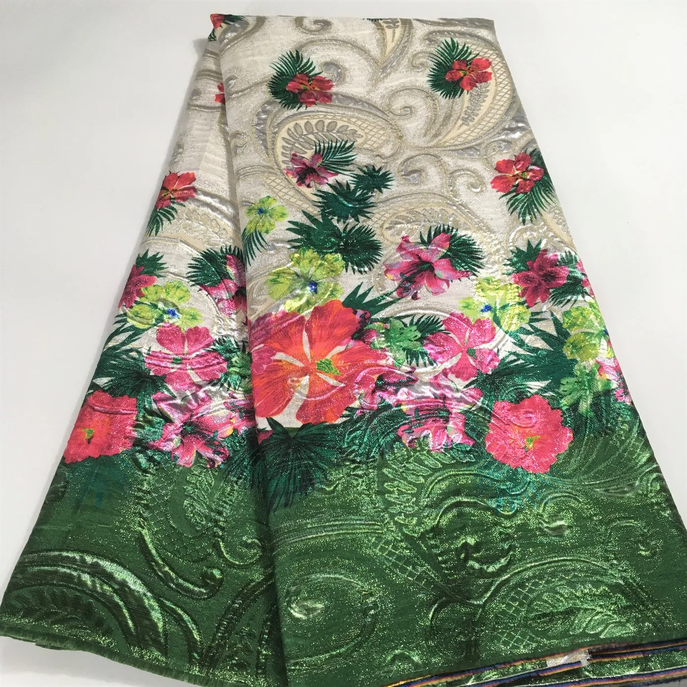 

2022 Latest High Quality African Nigerian Tulle Lace Fabric Jacquard Swiss Organza Embroidery Party Prom Dress Fabric LJK22106