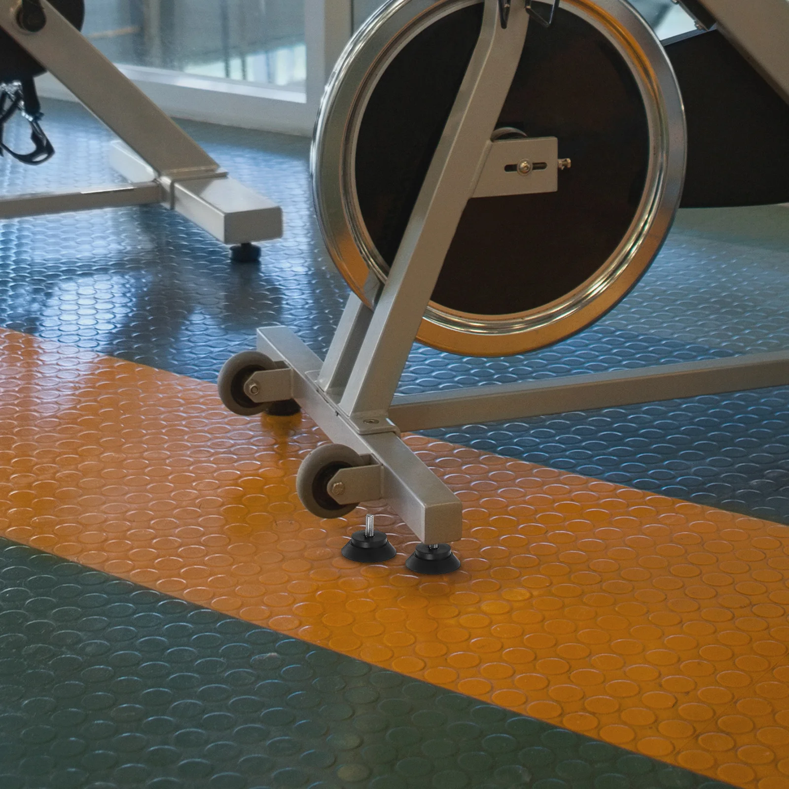 

4 pcs Fitness Equipment Leveling Pads Adjustable Treadmill Mat For Vibration Noise Reduction Floor Protection Gym Station