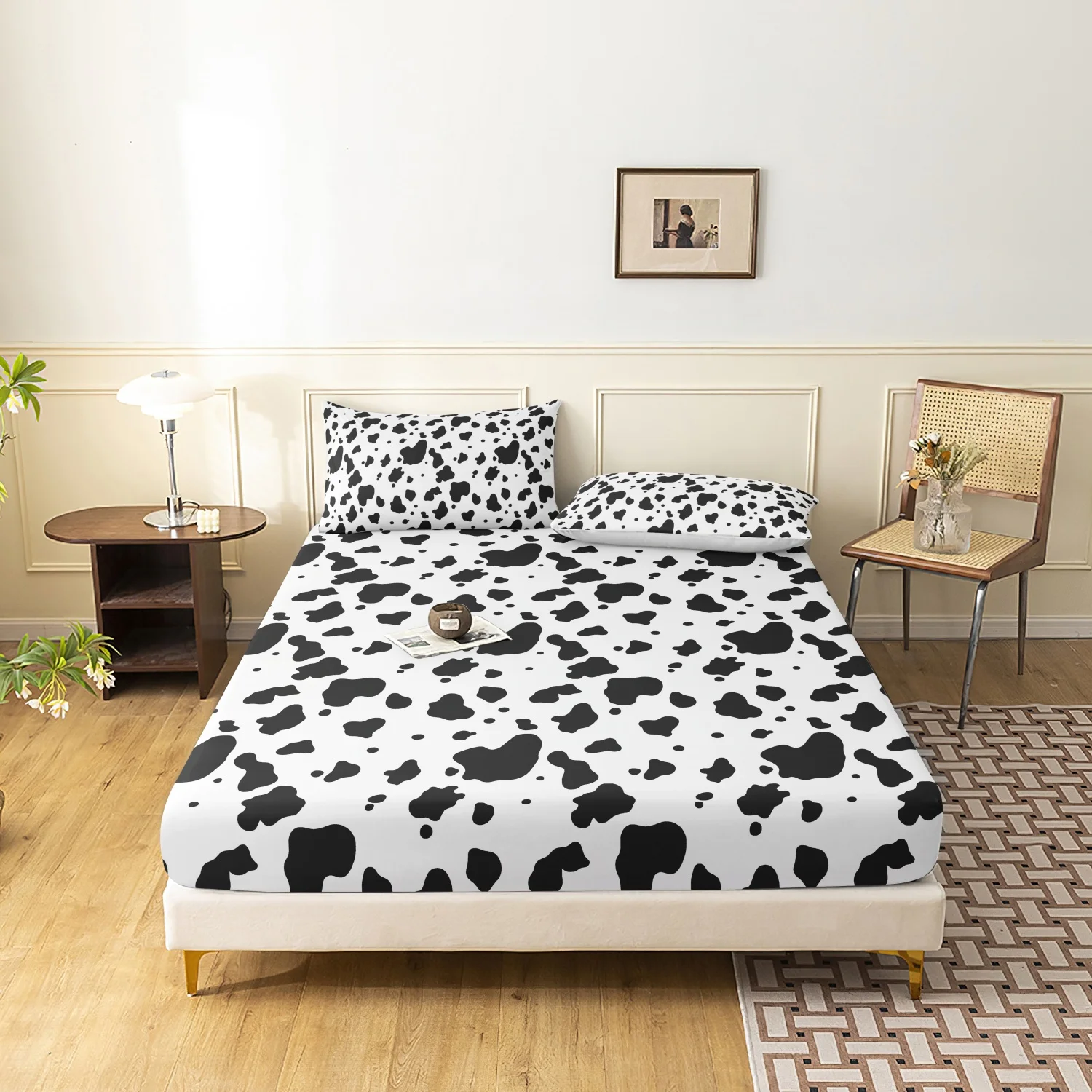 3 Pieces Modern Black White Cow Print Fitted Sheet Set, Classic Cowhide Spotted Animal Print Bedding, For All Adult Sizes