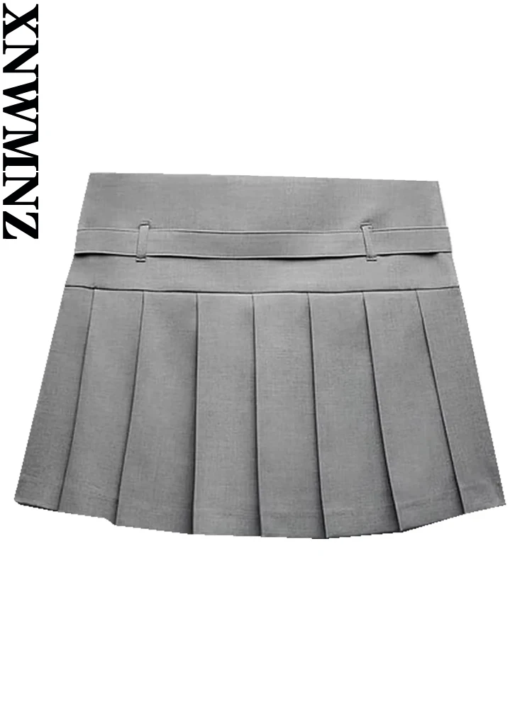 XNWMNZ Women's Fashion 2023 Autumn Box Pleat Skort Women Vintage Belt Mid Waist Versatile Female Chic Mini Skirt