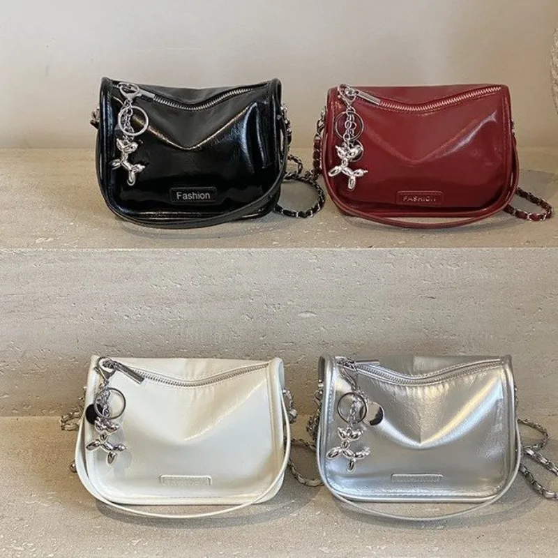 

Diaper Bag Luxury Retro Crossbody Bag Elegant Leather Designer Satchel For Women Stylish Textured Handbag