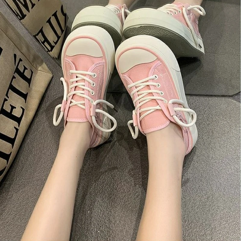 2025 Spring and Autumn New Chunky Sole White Sneakers Round Toe Vintage Canvas Shoes Versatile Casual Outdoor Footwear for Women